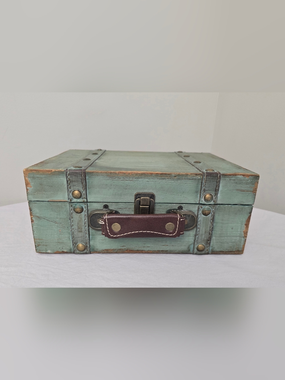 Mint Green 12" Table Storage Trunk Case